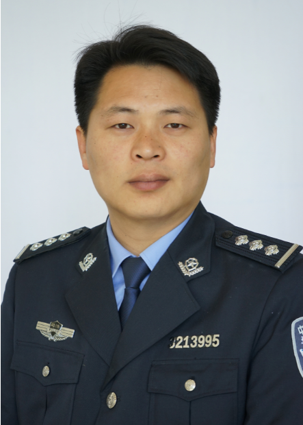 李德庄——省溧阳监狱二十六监区监区长